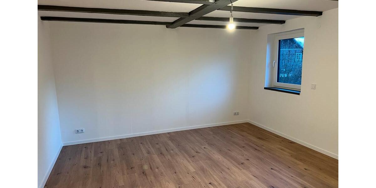Etagenwohnung Langenhagen Engelbostel - 2.5 Zimmer, 72 m&sup2;, 700&euro; | Angebot:25906117