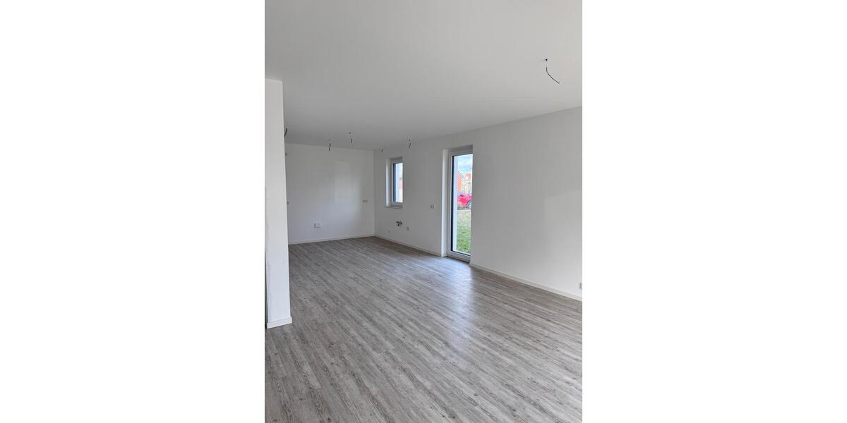 Maisonettenwohnung Wunstorf - 5 Zimmer, 141 m&sup2;, 2.200&euro; | Angebot:25960055