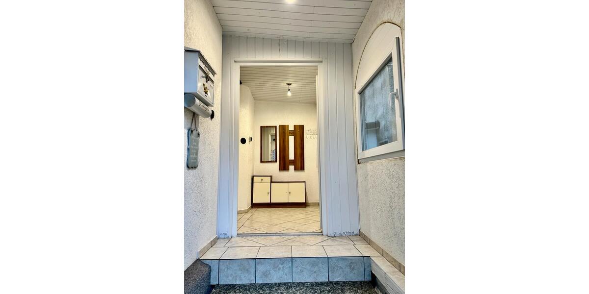 Einfamilienhaus Stadthagen - 7 Zimmer, 190 m&sup2;, 295.000&euro; | Angebot:24537141