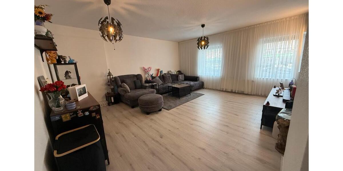 Erdgeschoßwohnung Hannover Vahrenwald-List - 3.5 Zimmer, 90 m&sup2;, 1.220&euro; | Angebot:25948866