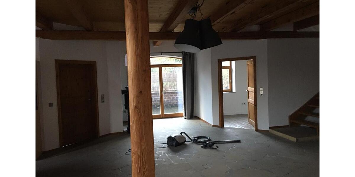 Doppelhaushälfte Gehrden - 2 Zimmer, 160 m&sup2;, 1.300&euro; | Angebot:25563793