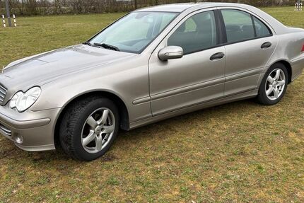 Mercedes-Benz C 220 245.800 km 5.100 &euro; Garbsen 30823