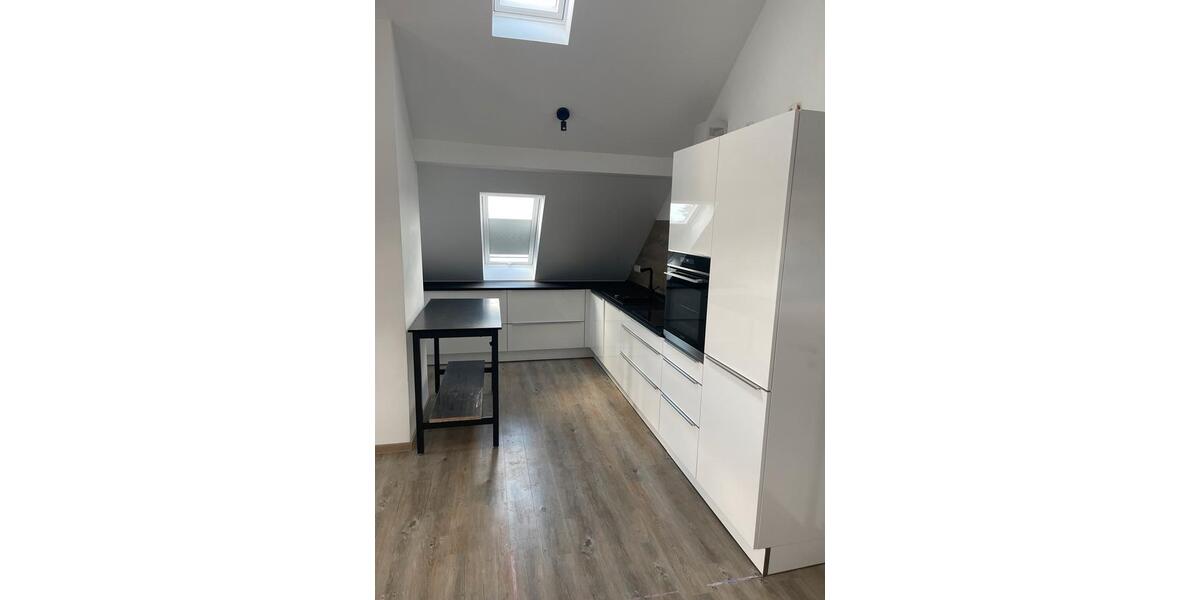 Dachgeschoßwohnung Lehrte - 1.5 Zimmer, 50 m&sup2;, 690&euro; | Angebot:25924402