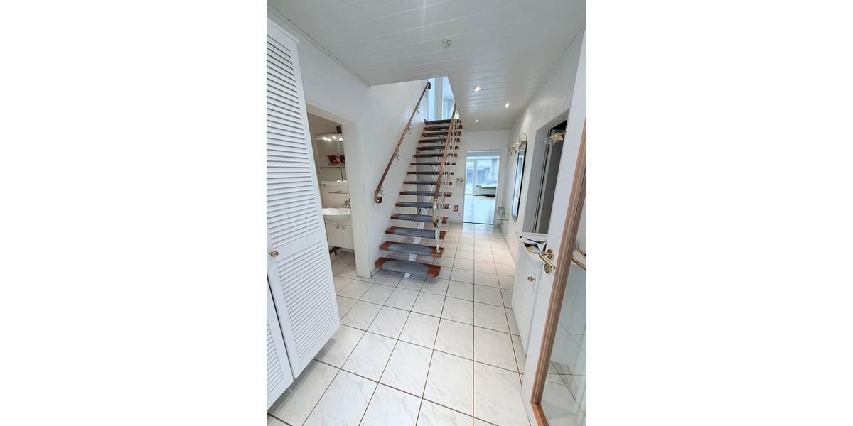 Reihenhaus Hannover Bothfeld-Vahrenheide - 5 Zimmer, 142 m&sup2;, 389.000&euro; | Angebot:27007525