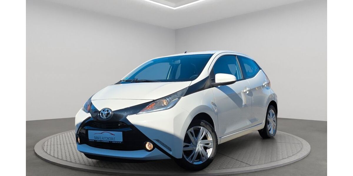 Toyota Aygo (X) 100.000 km 6.990 &euro; Neustadt 31535