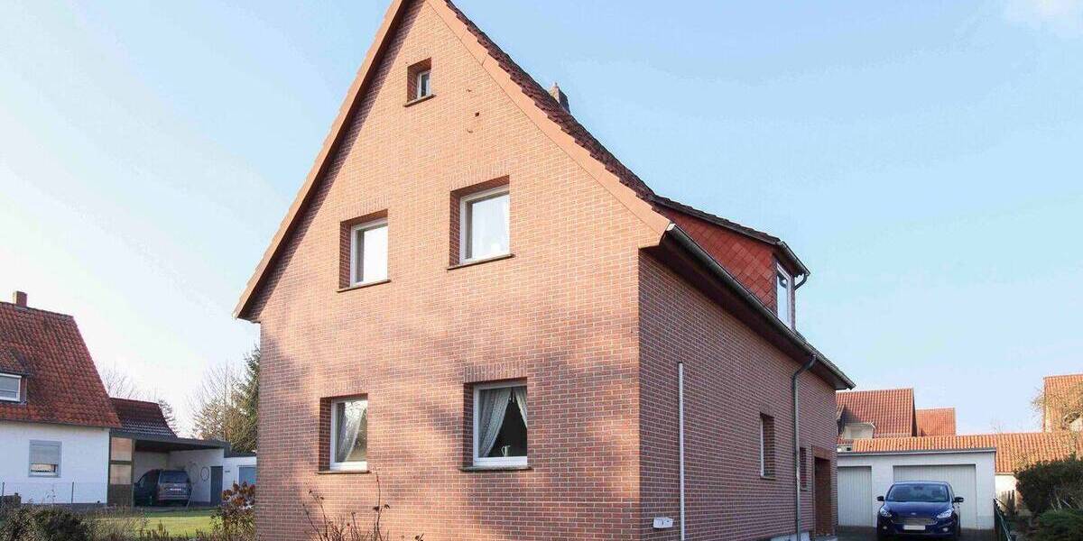 Einfamilienhaus Bad Münder am Deister Hachmühlen - 1 Zimmer, 243 m&sup2;, 219.000&euro; | Angebot:25939361