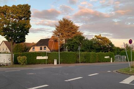 Haus Pattensen - 7 Zimmer, 230 m&sup2;, 590.000&euro; | Angebot:25841866