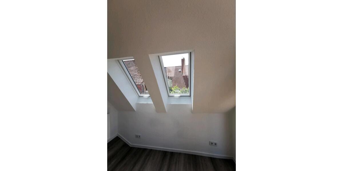 Dachgeschoßwohnung Gehrden - 4 Zimmer, 109 m&sup2;, 900&euro; | Angebot:25944703