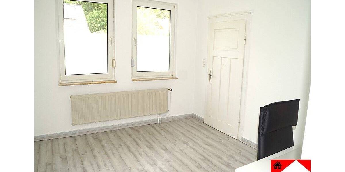 Einfamilienhaus Bad Münder am Deister Eimbeckhausen - 8 Zimmer, 150 m&sup2;, 165.000&euro; | Angebot:26902641