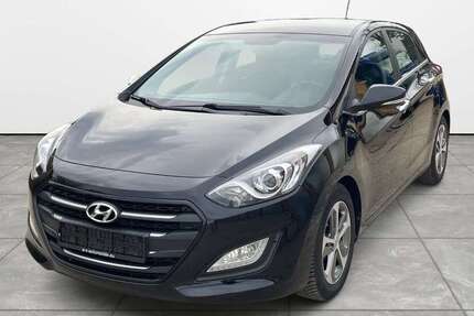 Hyundai i30 71.000 km 10.590 &euro; Hannover 30169