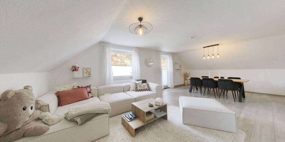 Mehrfamilienhaus, Wohnhaus Neustadt Poggenhagen - 9 Zimmer, 290 m&sup2;, 439.000&euro; | Angebot:26488283
