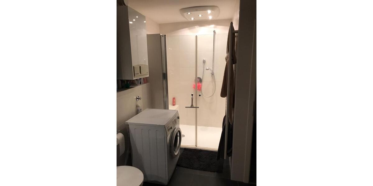 Dachgeschoßwohnung Hannover Vahrenwald-List - 2 Zimmer, 72 m&sup2;, 1.150&euro; | Angebot:25168139