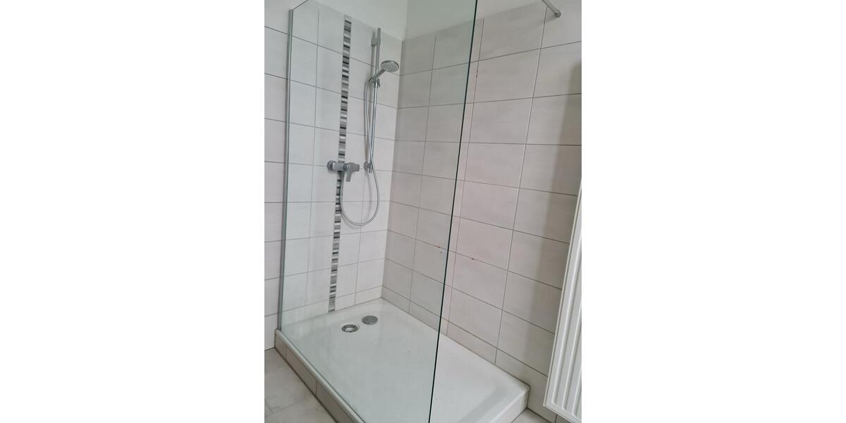 Etagenwohnung Stadthagen - 6 Zimmer, 150 m&sup2;, 1.275&euro; | Angebot:25995460