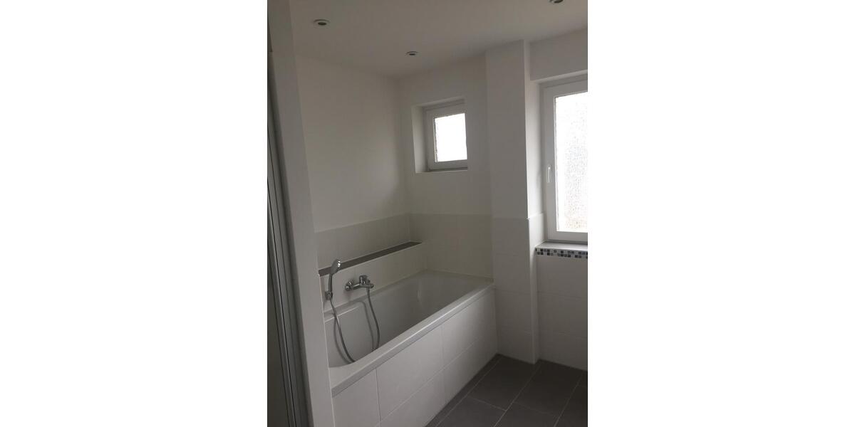 Einfamilienhaus Langenhagen - 8 Zimmer, 220 m&sup2;, 620.000&euro; | Angebot:27158453