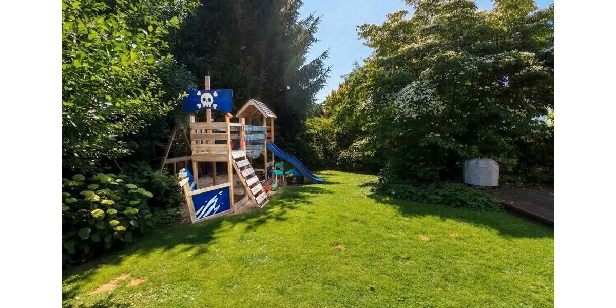 Einfamilienhaus Burgdorf - 4 Zimmer, 135 m&sup2;, 675.000&euro; | Angebot:27279681