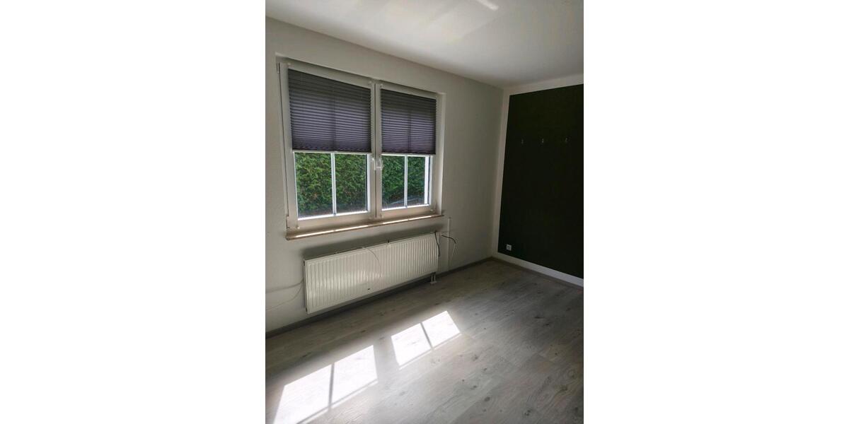 Reihenhaus Barsinghausen - 3.5 Zimmer, 125 m&sup2;, 400.000&euro; | Angebot:26606026