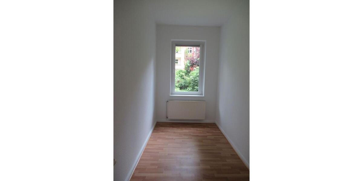 Erdgeschoßwohnung Hannover Vahrenwald-List - 4 Zimmer, 91 m&sup2;, 910&euro; | Angebot:25974419