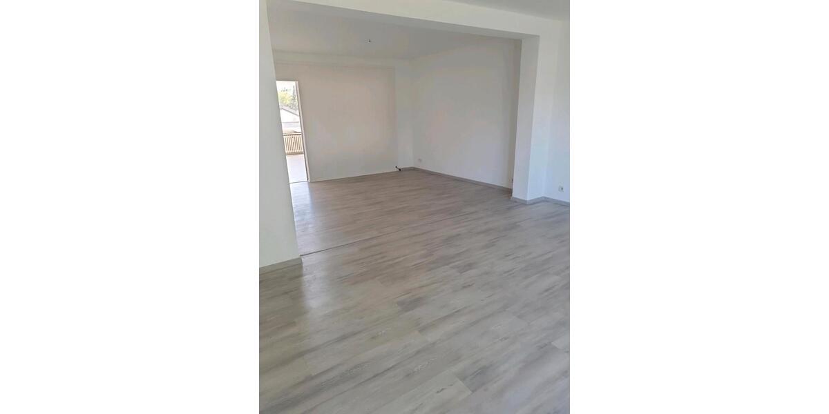 Erdgeschoßwohnung Hannover Bothfeld-Vahrenheide - 2 Zimmer, 85 m&sup2;, 1.200&euro; | Angebot:25902935