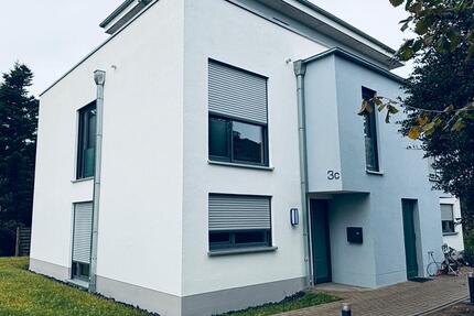 Haus Stadthagen - 5 Zimmer, 148 m&sup2;, 1.400&euro; | Angebot:25839072