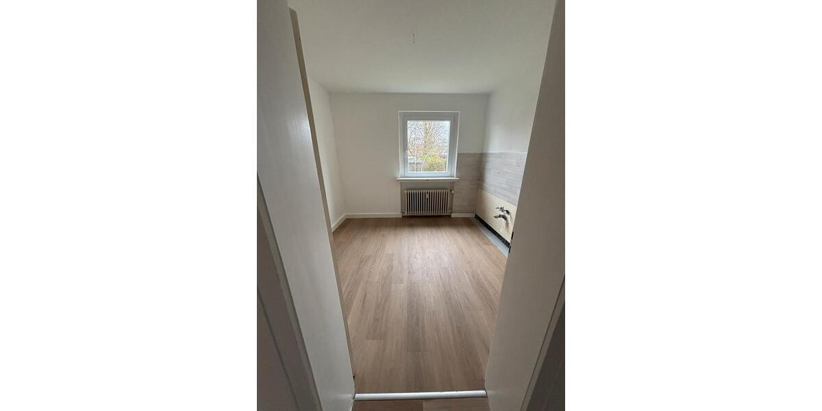 Erdgeschoßwohnung Lehrte - 3 Zimmer, 80 m&sup2;, 800&euro; | Angebot:25933187