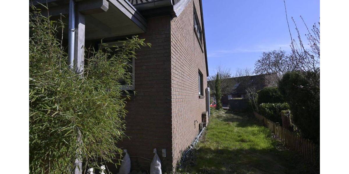 Gewerbeobjekt Burgwedel Großburgwedel - 4 Zimmer, 135 m&sup2;, 200.000&euro; | Angebot:26815836