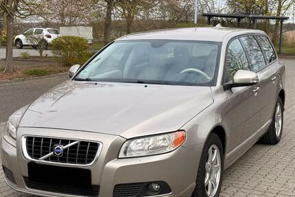 Volvo V70 412.393 km 2.790 &euro; Neustadt 31535