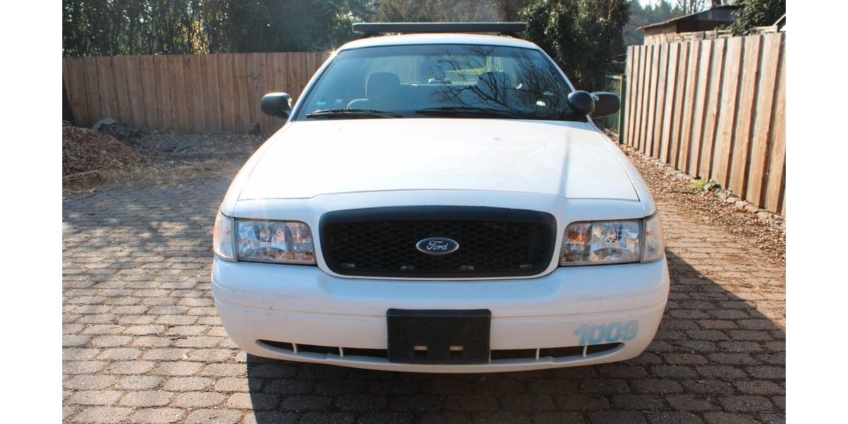 Ford Crown 214.960 km 9.600 &euro; Lindwedel - Hope 29690