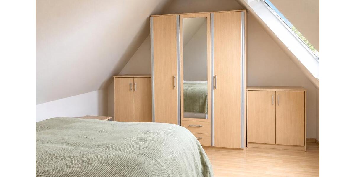 Etagenwohnung Stadthagen - 8 Zimmer, 145 m&sup2;, 255.000&euro; | Angebot:27493412