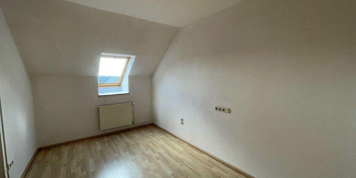 Etagenwohnung Suthfeld Helsinghausen - 4 Zimmer, 88 m&sup2;, 650&euro; | Angebot:25731270