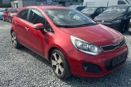 Kia Rio 125.000 km 3.300 &euro; Hannover 30179