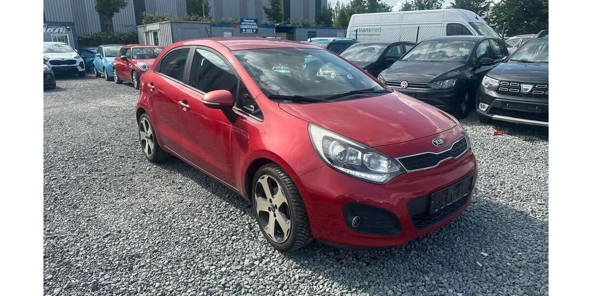 Kia Rio 125.000 km 3.300 &euro; Hannover 30179