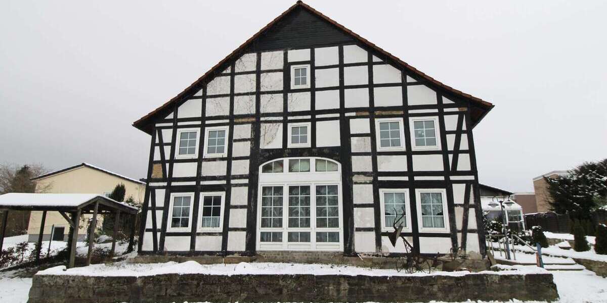 Einfamilienhaus Barsinghausen / Egestorf am Deister Egestorf am Deister - 7 Zimmer, 178 m&sup2;, 139.000&euro; | Angebot:25084046