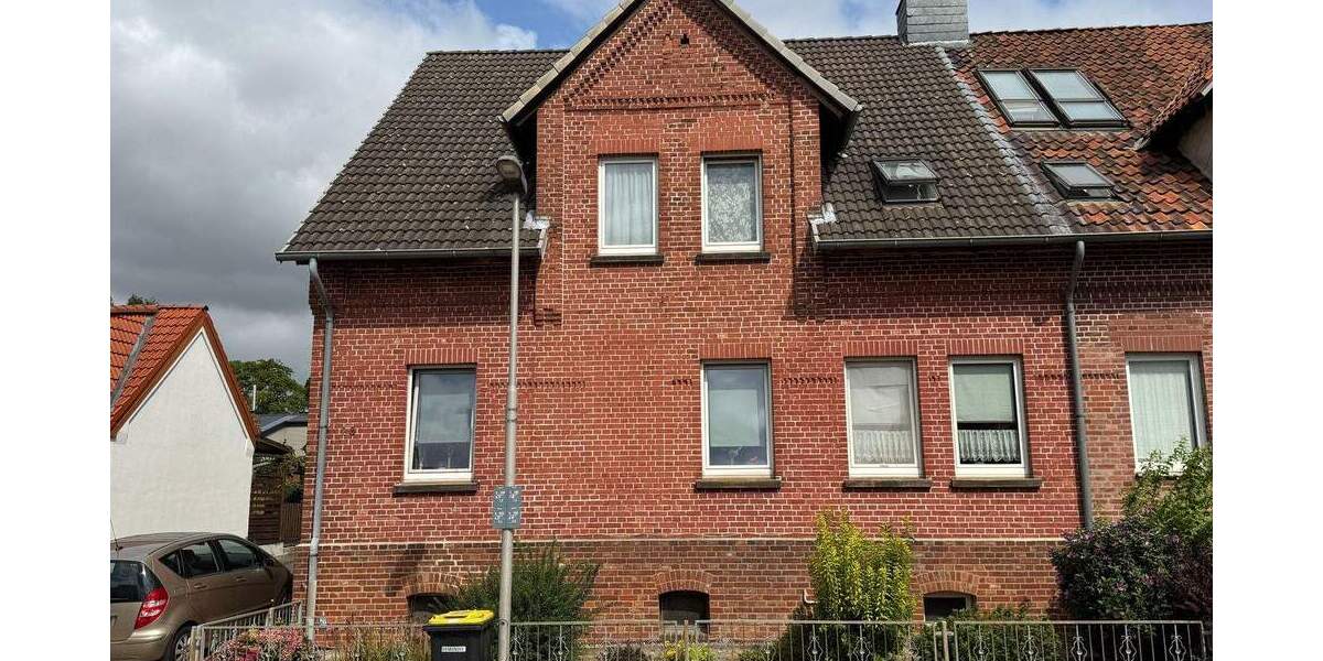 Doppelhaushälfte Bad Nenndorf - 6 Zimmer, 170 m&sup2;, 199.000&euro; | Angebot:25821548