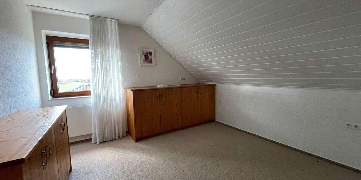 Etagenwohnung Suthfeld Helsinghausen - 4 Zimmer, 88 m&sup2;, 650&euro; | Angebot:25731270