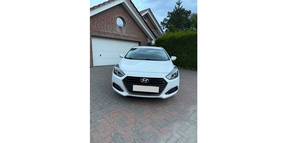 Hyundai i40 112.500 km 9.750 &euro; Garbsen 30826