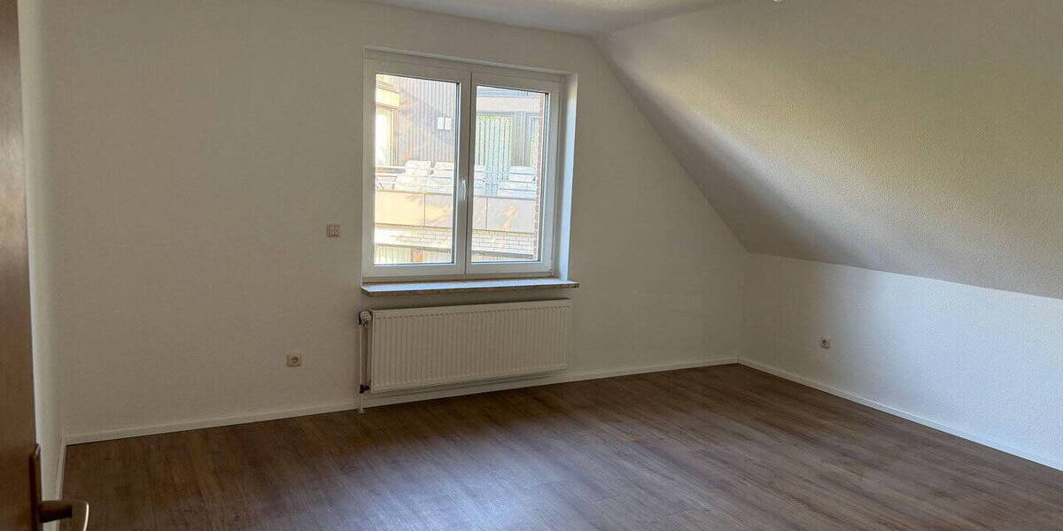 Etagenwohnung Garbsen Garbsen-Mitte - 3 Zimmer, 90 m&sup2;, 1.000&euro; | Angebot:26527573