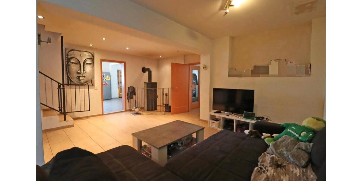 Einfamilienhaus Wunstorf - 6 Zimmer, 250 m&sup2;, 360.000&euro; | Angebot:24977586