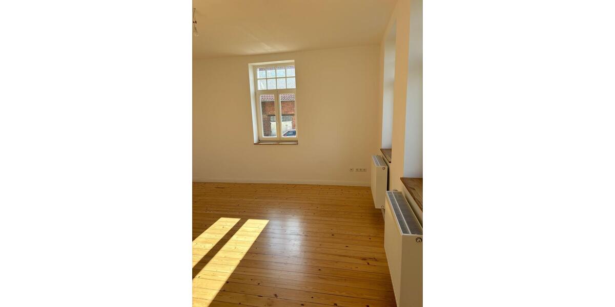 Erdgeschoßwohnung Wennigsen (Deister) - 3 Zimmer, 100 m&sup2;, 1.099&euro; | Angebot:26134863