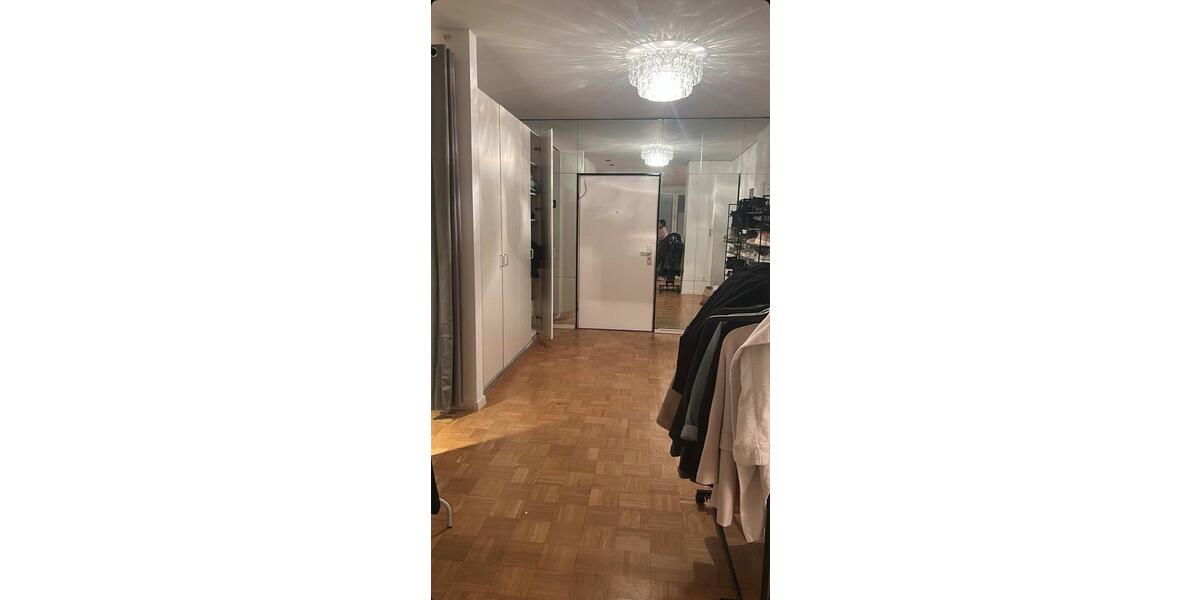 Etagenwohnung Hannover - 2 Zimmer, 65 m&sup2;, 680&euro; | Angebot:25360325