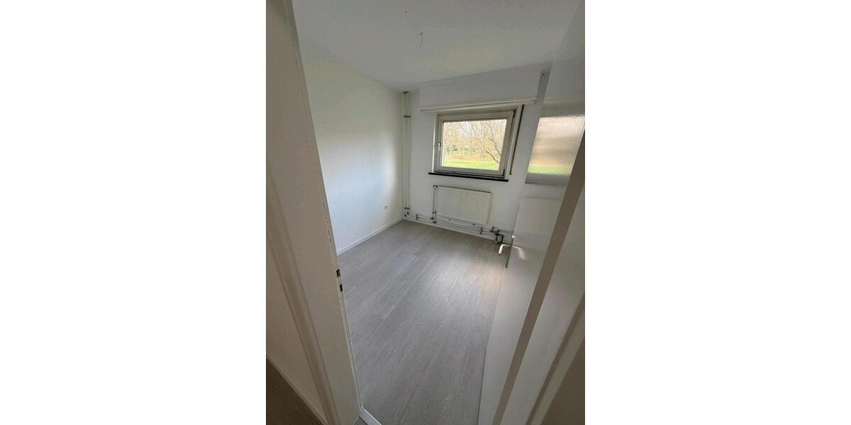 Etagenwohnung Hannover Buchholz-Kleefeld - 4 Zimmer, 100 m&sup2;, 1.600&euro; | Angebot:25962436