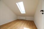 Dachgeschoßwohnung Hannover Bothfeld-Vahrenheide - 4 Zimmer, 84 m&sup2;, 209.000&euro; | Angebot:27122032
