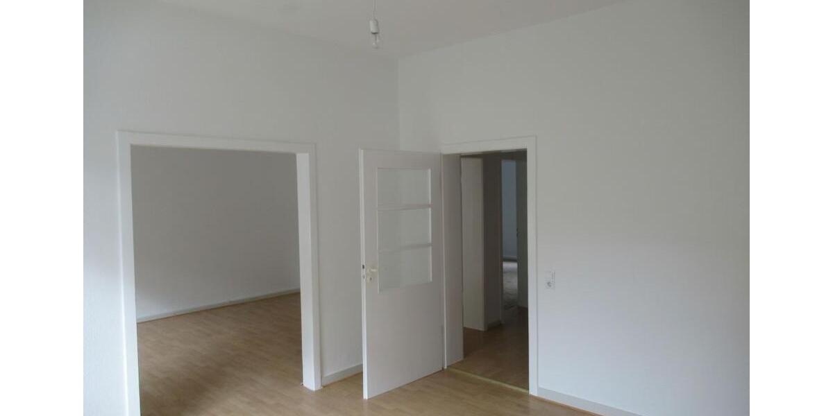 Erdgeschoßwohnung Hannover Vahrenwald-List - 4 Zimmer, 91 m&sup2;, 910&euro; | Angebot:25974419