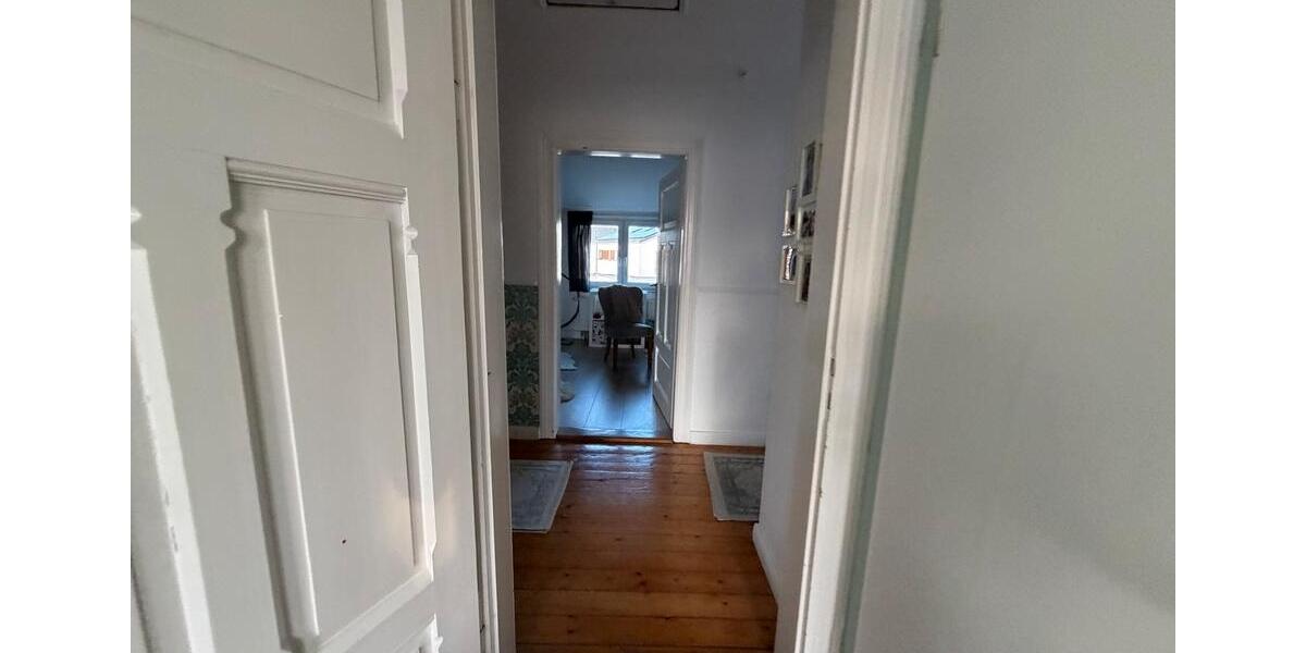 Einfamilienhaus Sehnde - 7 Zimmer, 230 m&sup2;, 699.000&euro; | Angebot:25783020