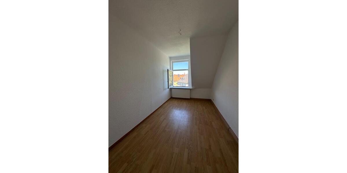 Dachgeschoßwohnung Hannover Döhren-Wülfel - 3 Zimmer, 65 m&sup2;, 650&euro; | Angebot:26705870