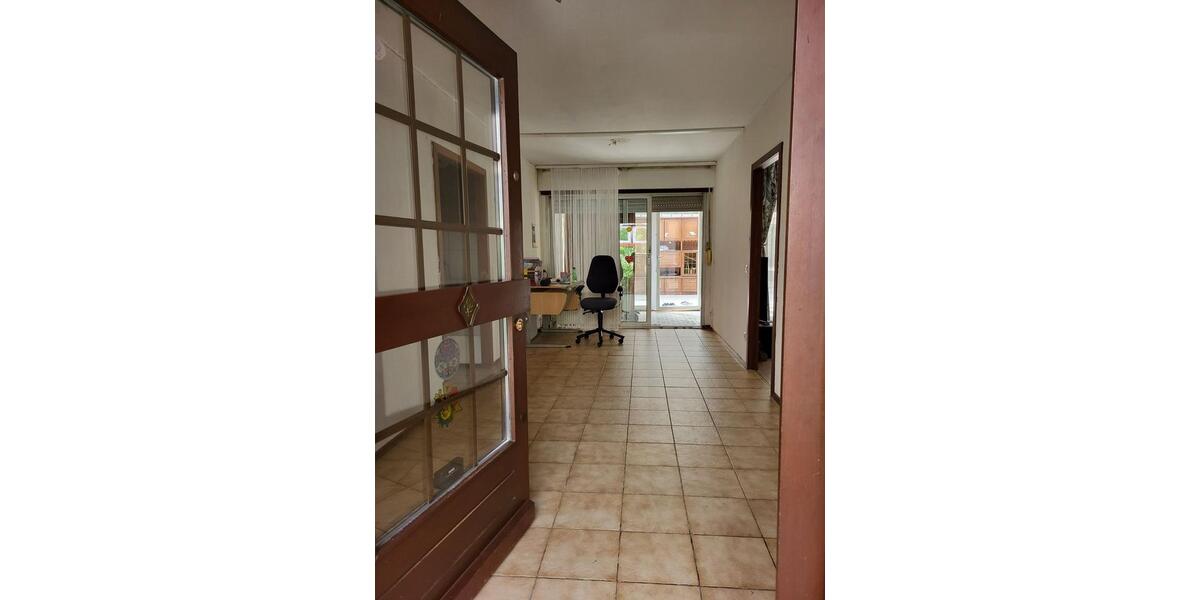 Bungalow Burgdorf - 6 Zimmer, 155 m&sup2;, 1.350&euro; | Angebot:24842683