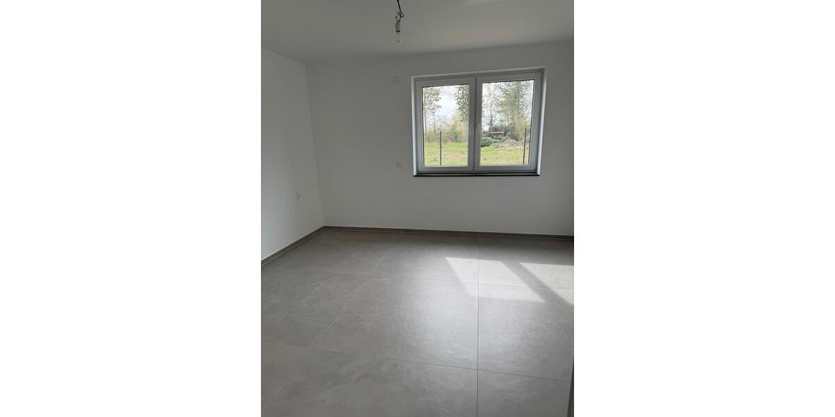 Erdgeschoßwohnung Burgdorf - 4 Zimmer, 120 m&sup2;, 1.560&euro; | Angebot:26199563