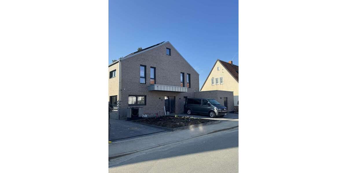 Etagenwohnung Neustadt - 3.5 Zimmer, 150 m&sup2;, 1.400&euro; | Angebot:25880527