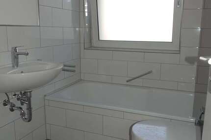 Wohnung Langenhagen Brink - 3 Zimmer, 65 m&sup2;, 649&euro; | Angebot:27225425