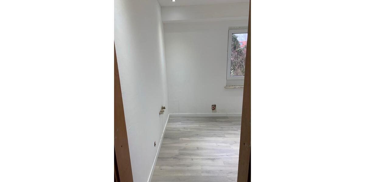 Etagenwohnung Hannover Döhren-Wülfel - 5 Zimmer, 160 m&sup2;, 1.850&euro; | Angebot:25756573