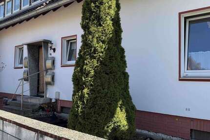 Haus Sarstedt - 9 Zimmer, 257 m&sup2;, 490.000&euro; | Angebot:26567716
